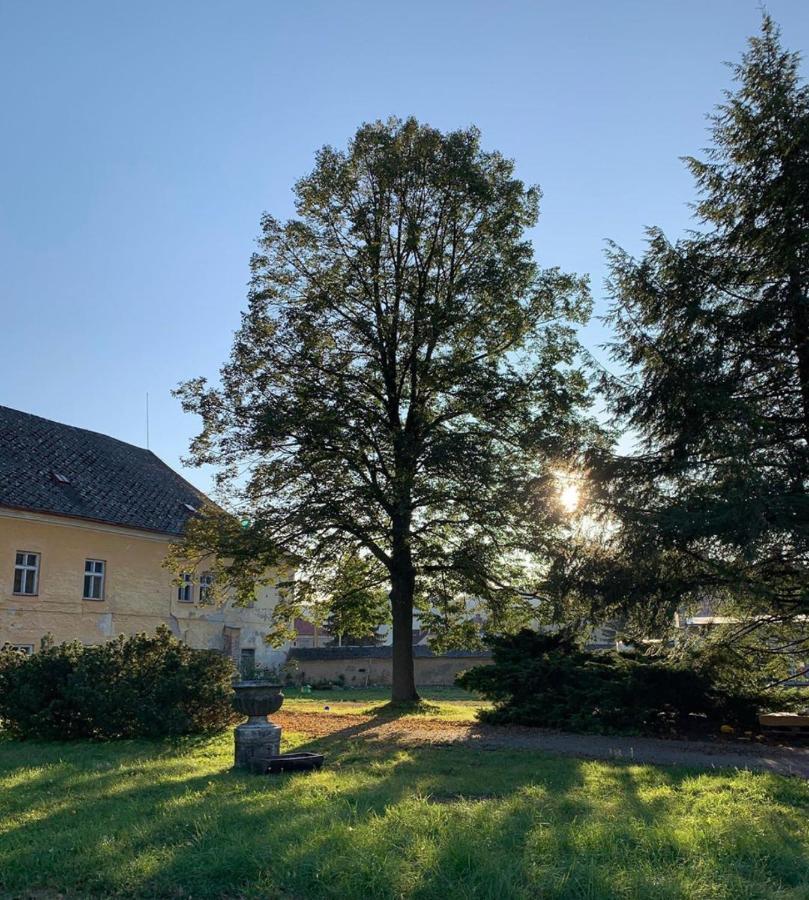 Zamek Ruda Nad Moravou公寓 外观 照片