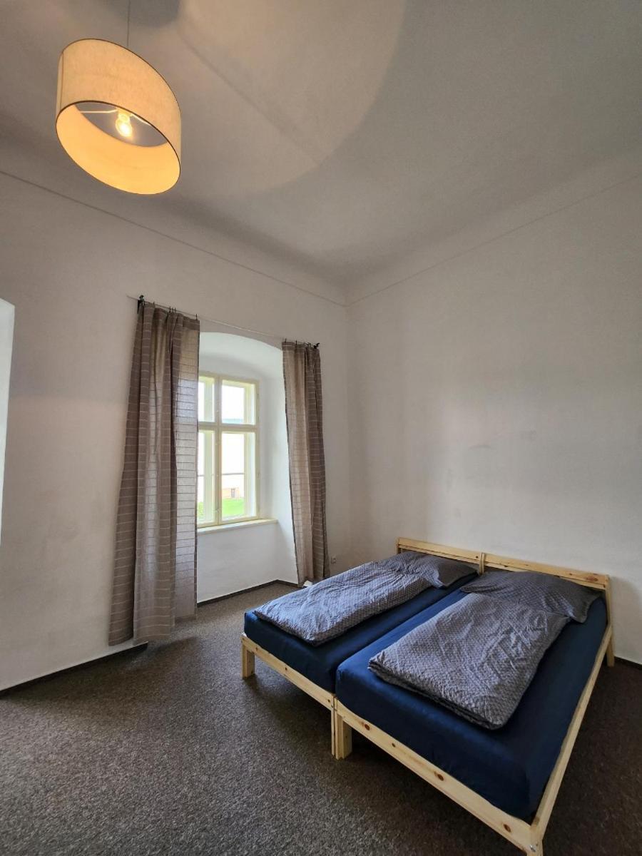 Zamek Ruda Nad Moravou公寓 外观 照片